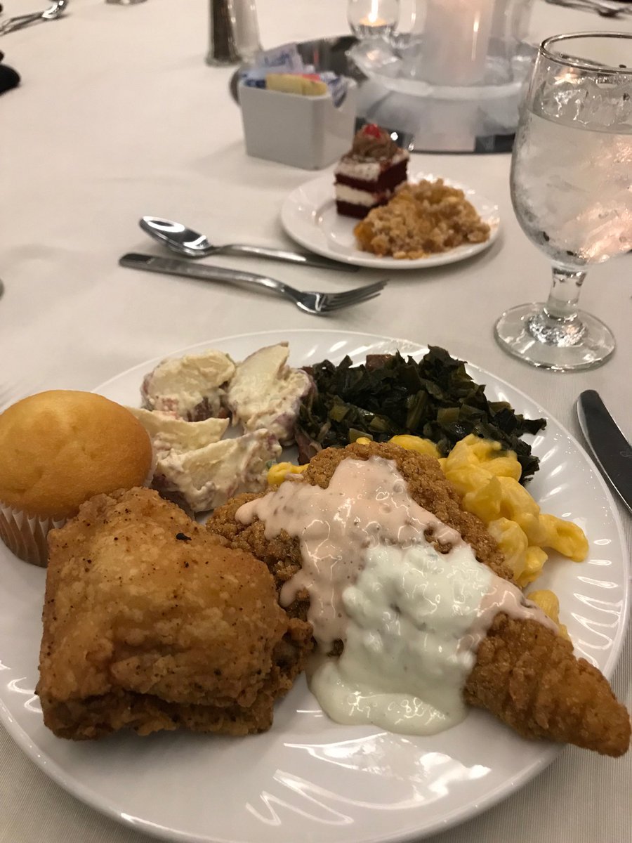 terenceithurman's tweet photo. Nothing better than a nice southern meal 🤤 #BlueHack #incluseiveIBM https://t.co/Qme0P7kWtG