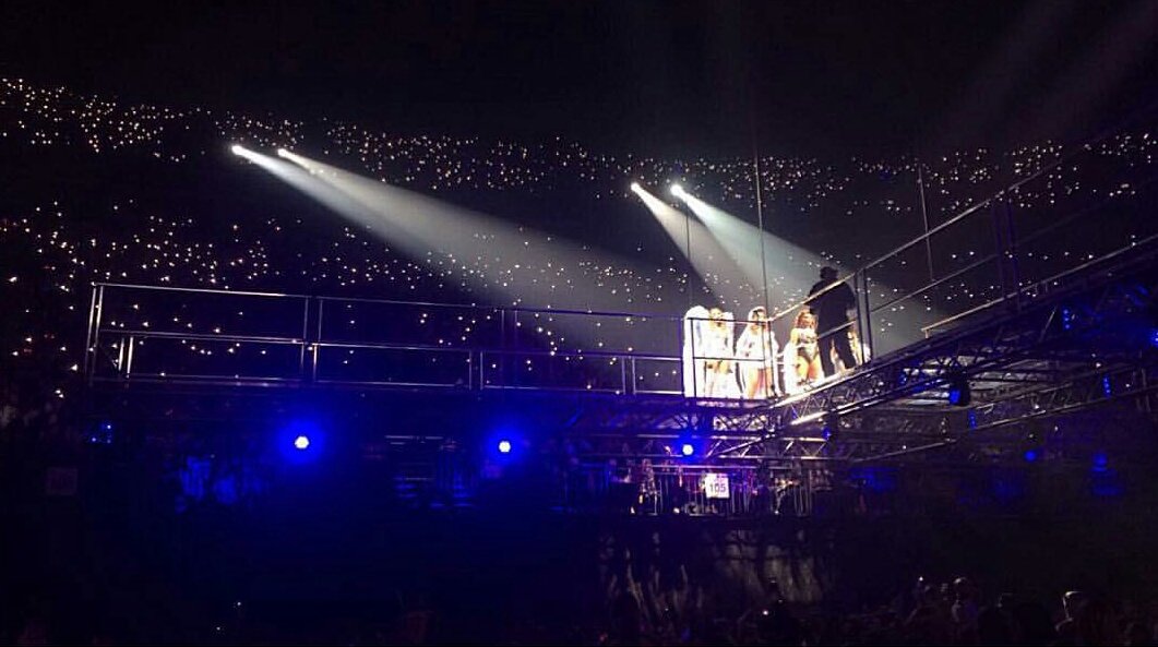 LMCrowds's tweet photo. #GloryDaysTourGlasgow https://t.co/X0jYhcxMCd