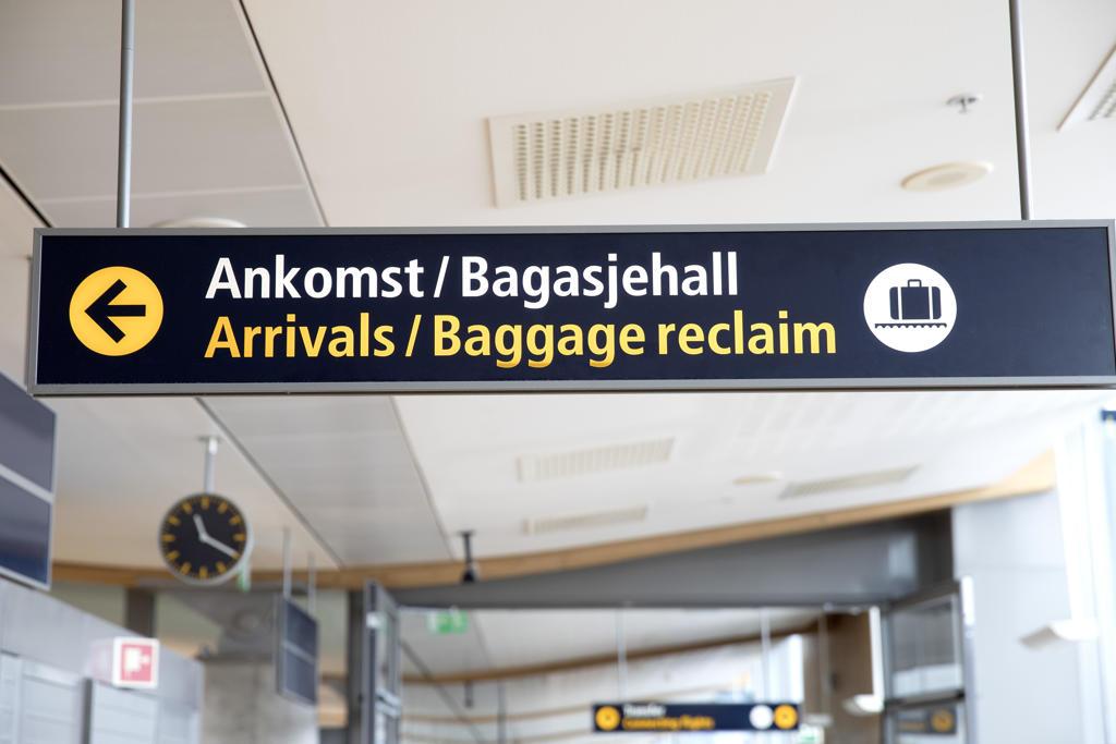 TheMuslimIssue's tweet photo. Muslim ‘Asylum Seeker’ Arrives in Norway, Rapes Woman at Airport https://t.co/Si0CLCFeex https://t.co/Z3KzhqcC8e