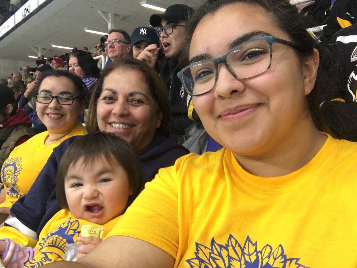 ydenny88's tweet photo. #EaglesSelfie #GoCatsGo #GoJunyGo #97 https://t.co/CpHglLJow1