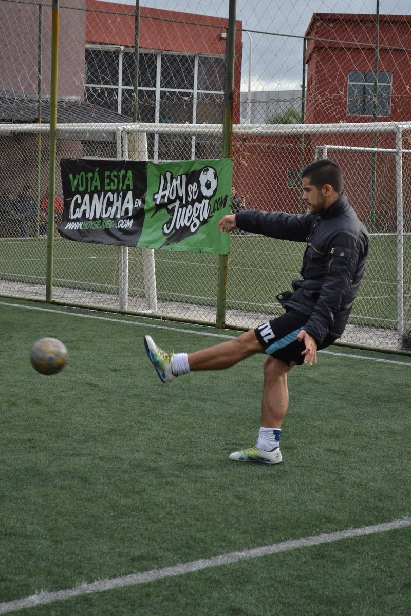 CarlosTevezFC_'s tweet photo. ¡Mucha fuerza, capitán!

Desde Carlos Tevez te deseamos una pronta recuperación, esperamos con muchas ansias tu vuelta a las canchas ⚫️🔵 https://t.co/m6KLo61KQE