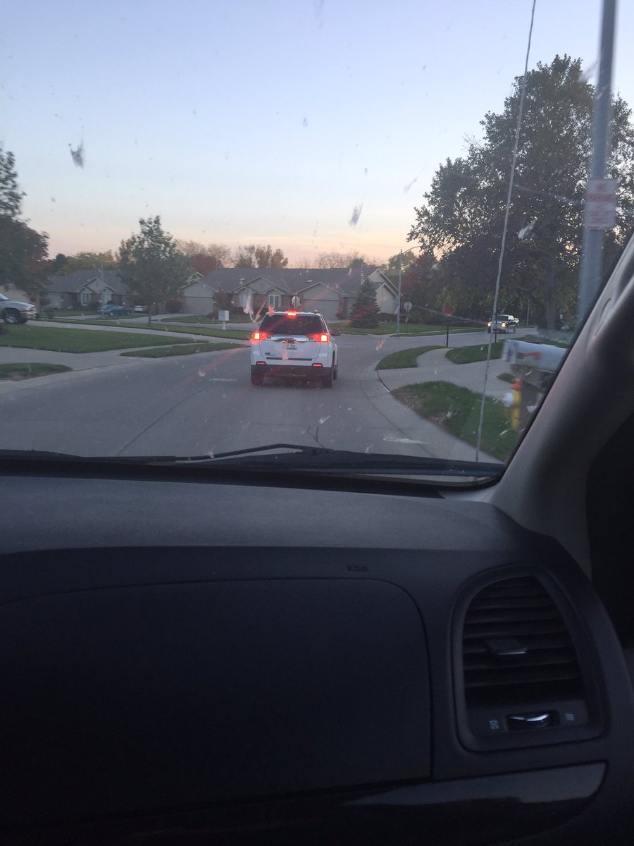 KariPelkner's tweet photo. Local traffic only. #sorrynotsorry #bringback168th #sodamnclose https://t.co/75FX3GWsjb