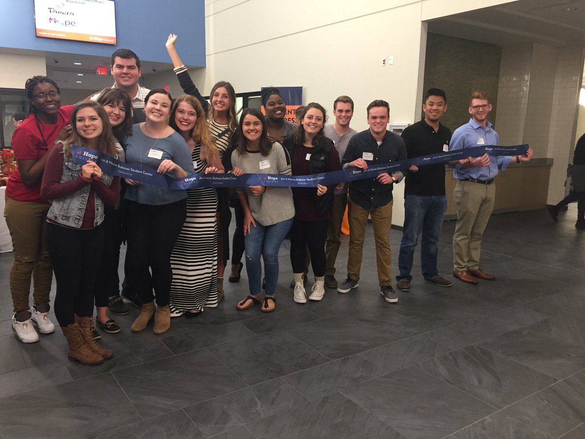 HopeCongress's tweet photo. Student Congress wants to thank the #KletzMarket and the @HopeBookstore for donating the Open House Prizes! https://t.co/pQTZKWm07Z