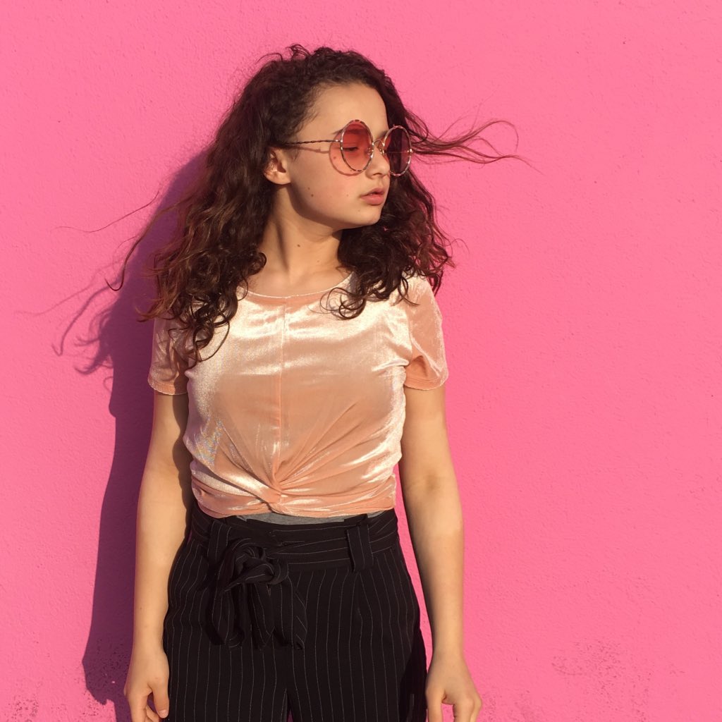 therebeccabloom's tweet photo. 🌸💖🌸 https://t.co/fACNCkkry1
