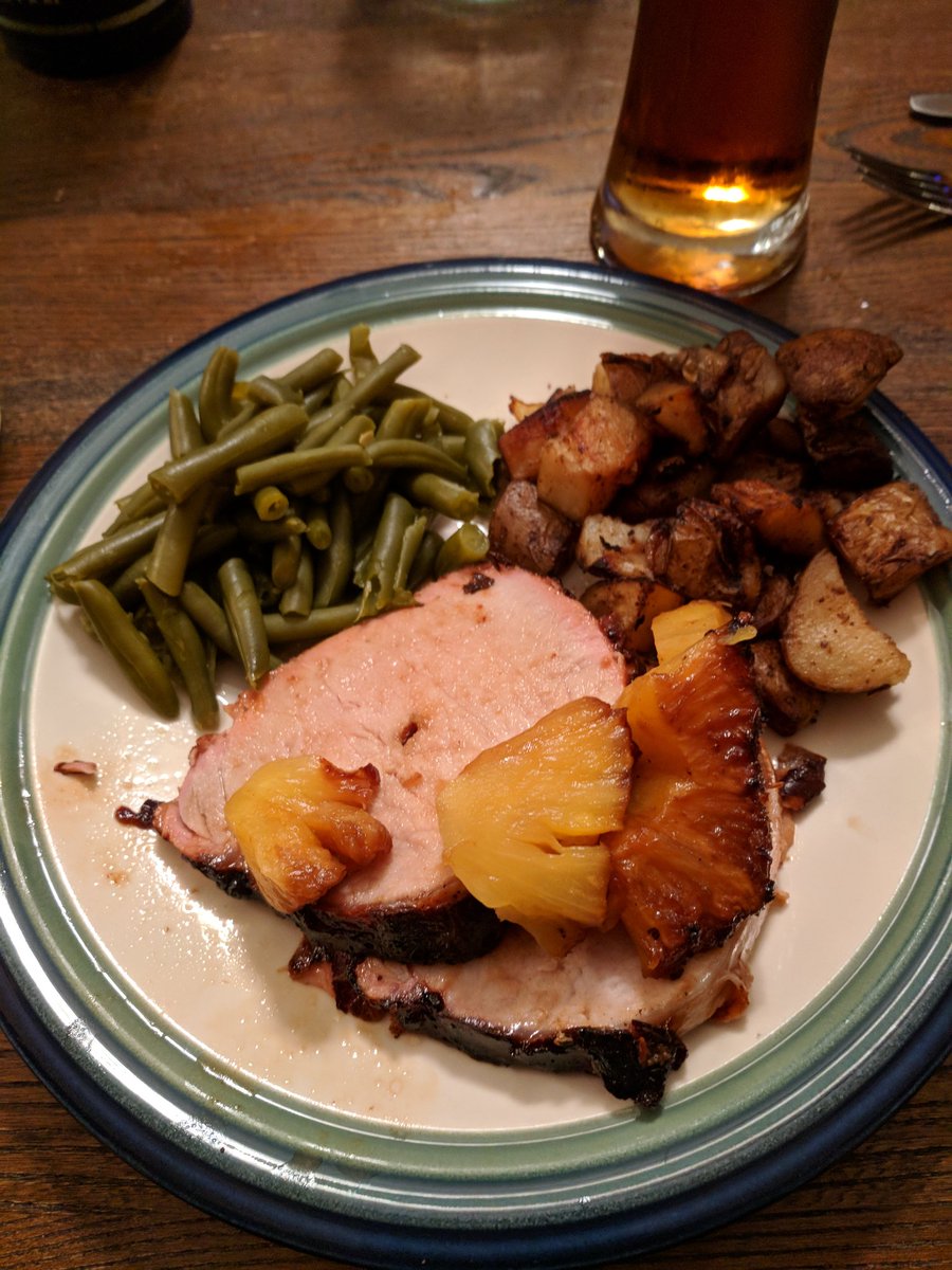 DanStuep's tweet photo. All you see here no longer exists, except the plate and glass. (Please RT) #thursdaysupper #spatenoktoberfest
#weber
#rotisserie
#pork https://t.co/WZXKXbBpW7