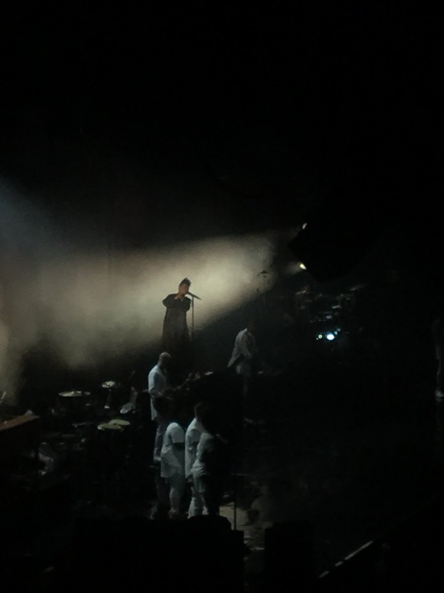 Merinosp's tweet photo. @emelisande What special night in Brighton! Blown away by your music #inspirational journey (discovered u @Coldplay &amp; friends gig yrs ago) https://t.co/6oZiUaVfRM