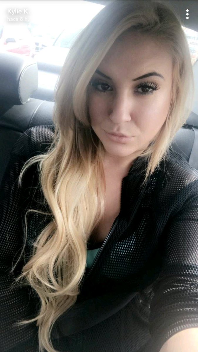 snapchatpic0101's tweet photo. @KyliexKalvetti 

#Tits #Snapchat #Beautiful #PornStar #Selfie #MirrorSelfie https://t.co/ptUf4h3GFu
