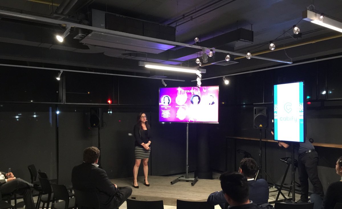 DigitalBankLA's tweet photo. Paola Rodriguez, CEO de #Ceptinel expone en el #InvestmentFintechForum https://t.co/NSGbyTyutF