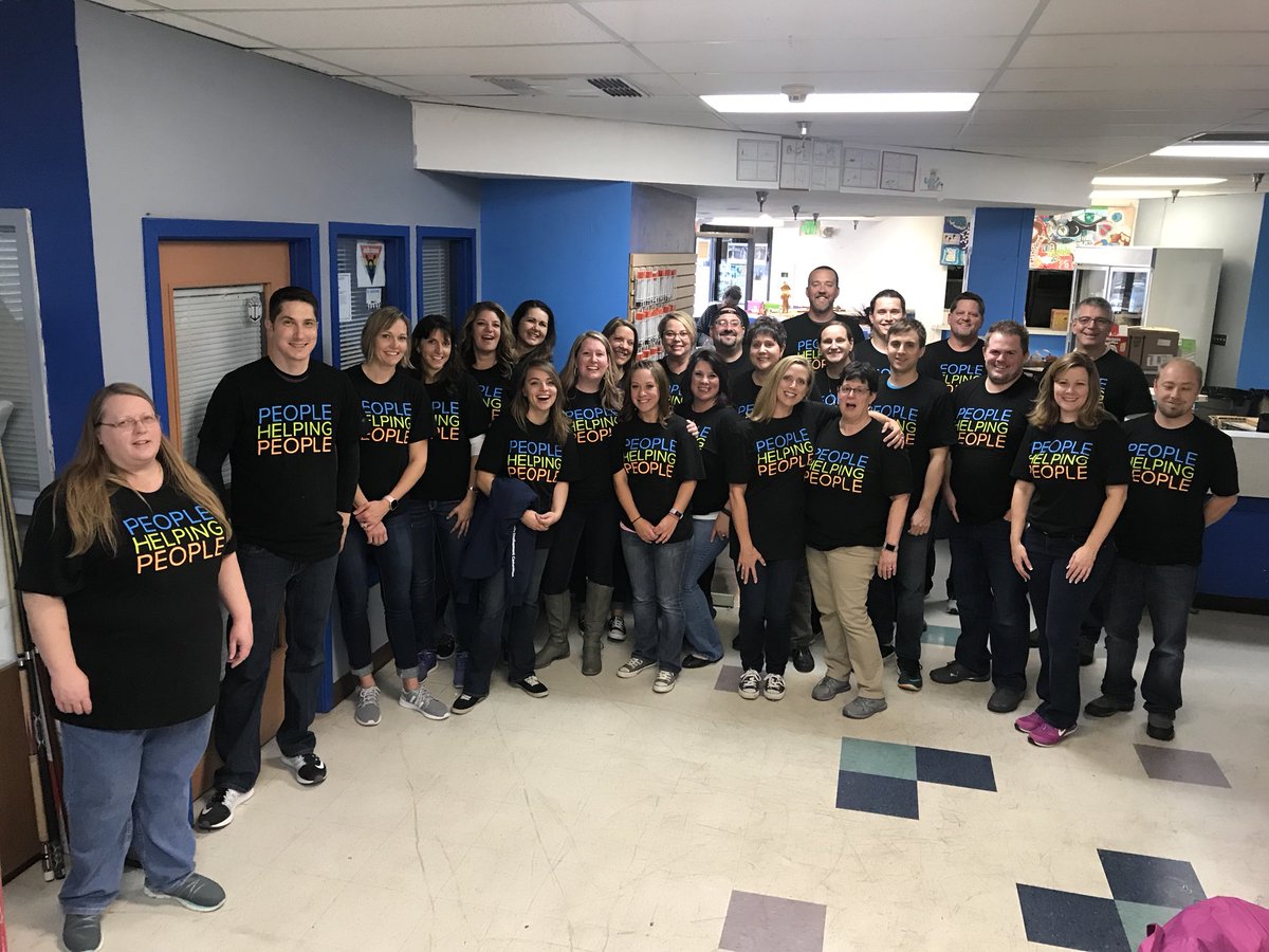 spokanechapter's tweet photo. The afternoon crew brought some major skills and dedication! Great work everyone! #SpokaneCUDifference #ICUDay2017 https://t.co/Lvf0yTm6Pk