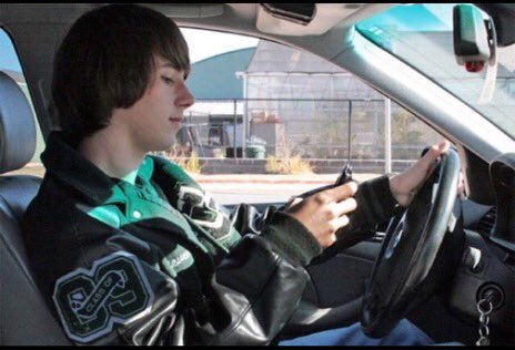 CityOfOrangePD's tweet photo. It's National Teen Driver Safety Week. Don't text and drive. Be safe! @ElModenaHS #OTS #ousd #OrangeHS ๐ฎ๐ฝ๐๐ต https://t.co/VStRovX95w