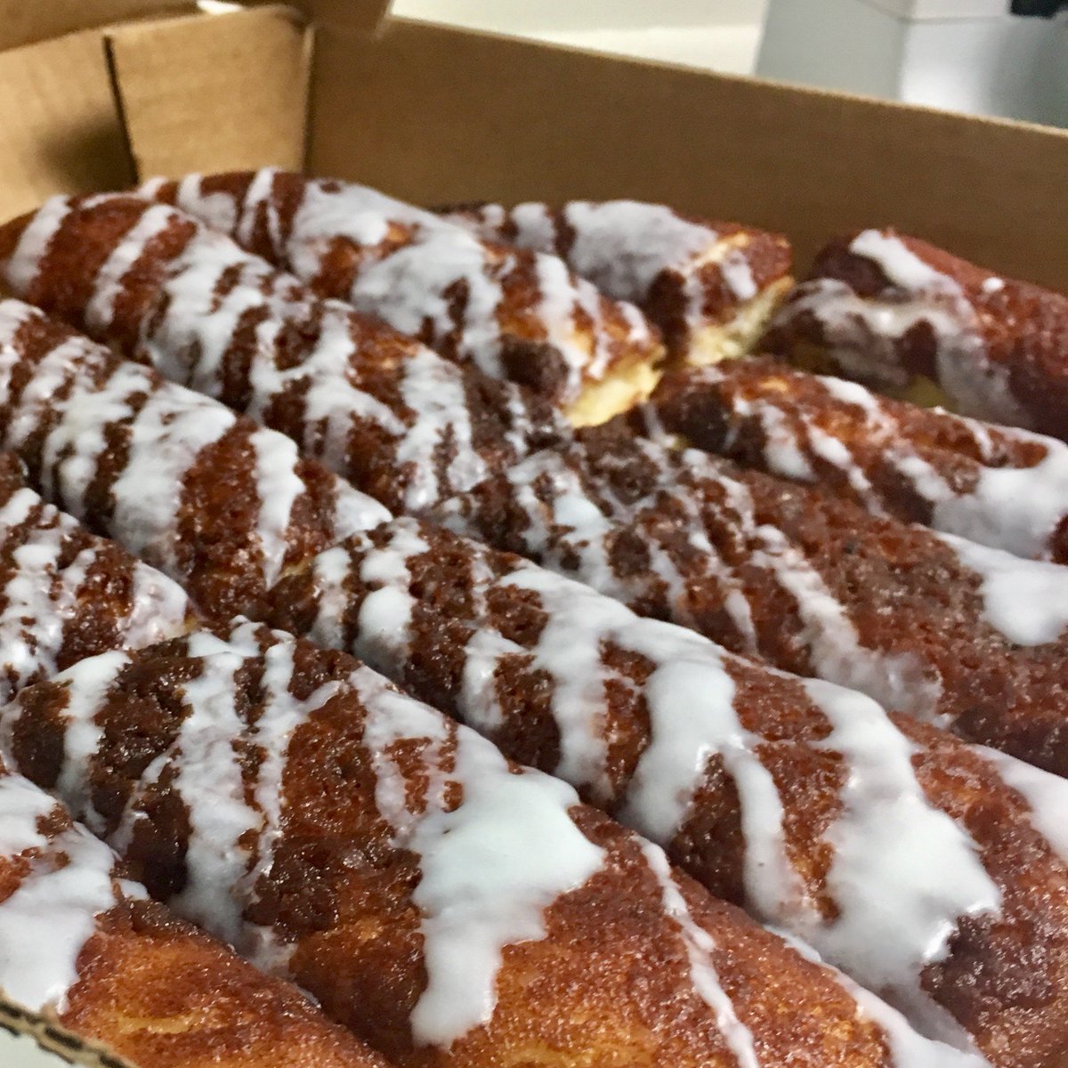 BlackjackPizza's tweet photo. Freshly baked and ready for you! #Cinnabread https://t.co/SwWcW375t0