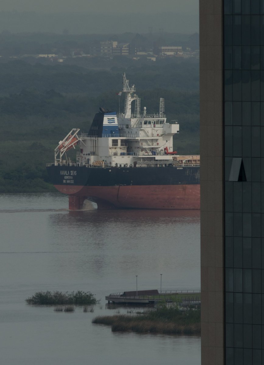 ricardofilippon's tweet photo. Kavala_Seas_2017_10_18 #cargovessels #cargo #cargoship #ogmo #guaiba #lake #spotter https://t.co/JsYBpzpCpt