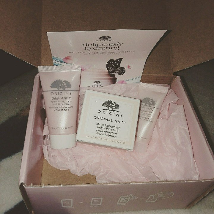 DulcemEspi's tweet photo. @Influenster #PinkWaterCream #complimentary https://t.co/N6kn85FtIB
