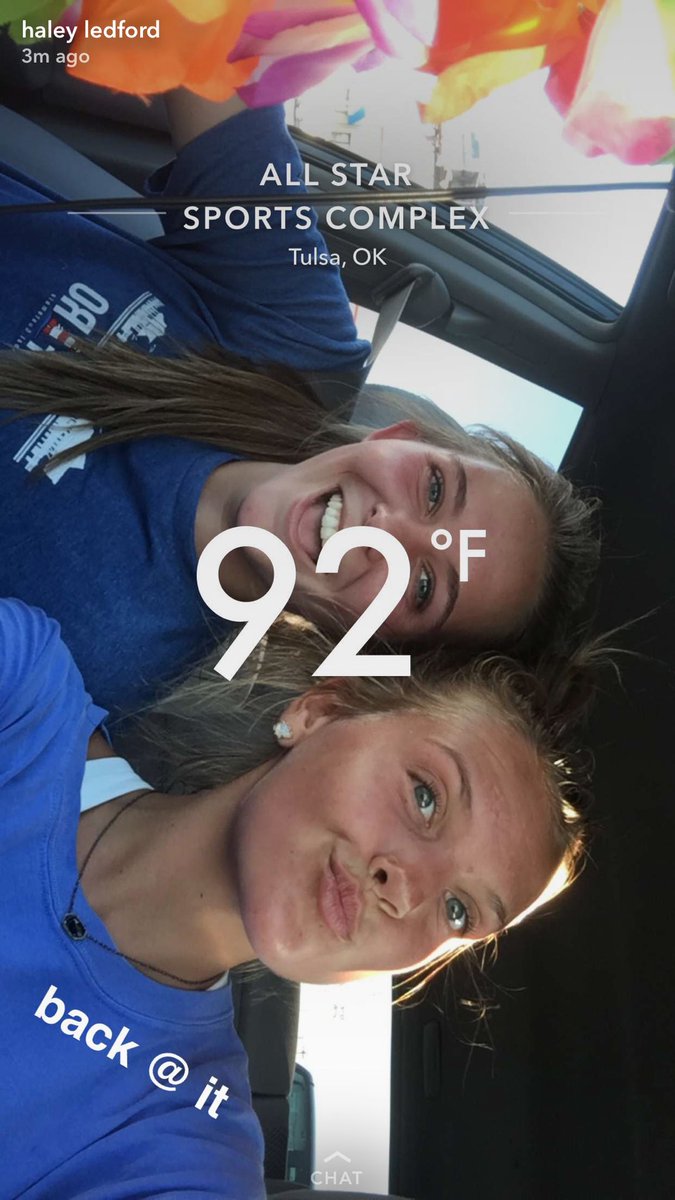_hannahberry_'s tweet photo. happy 17th birthday to my sweetest friend!! thankful for you and our long talks !! hope your day in NYC was the best ever!! @hayleyledford_ https://t.co/dxPNbAPusw