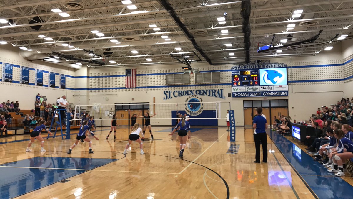SCCPANTHERSPORT's tweet photo. SCC Ladies VB up on sets 2-0 in best of 5 vs Osceola in Round 2 of WIAA playoffs https://t.co/0gfPNeUu24