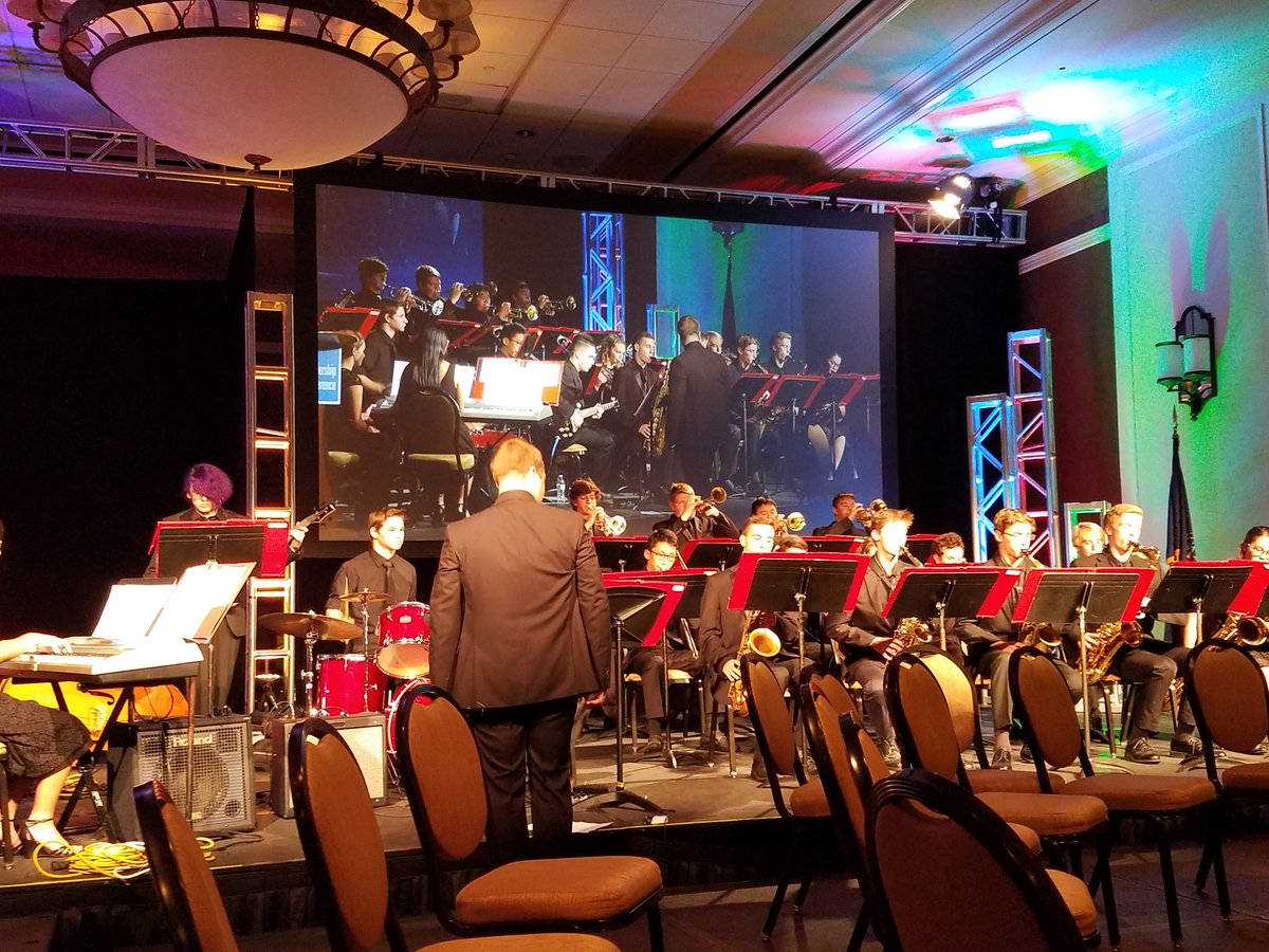 MarkBMiller1's tweet photo. @Centennial_SD @WTHS_Panthers Jazz Band preforming for #PAslc2017 @PasaSupts @PSBA enjoying all that jazz. Directed by Charles DiCarne @PSEA https://t.co/TsMLT33SJM