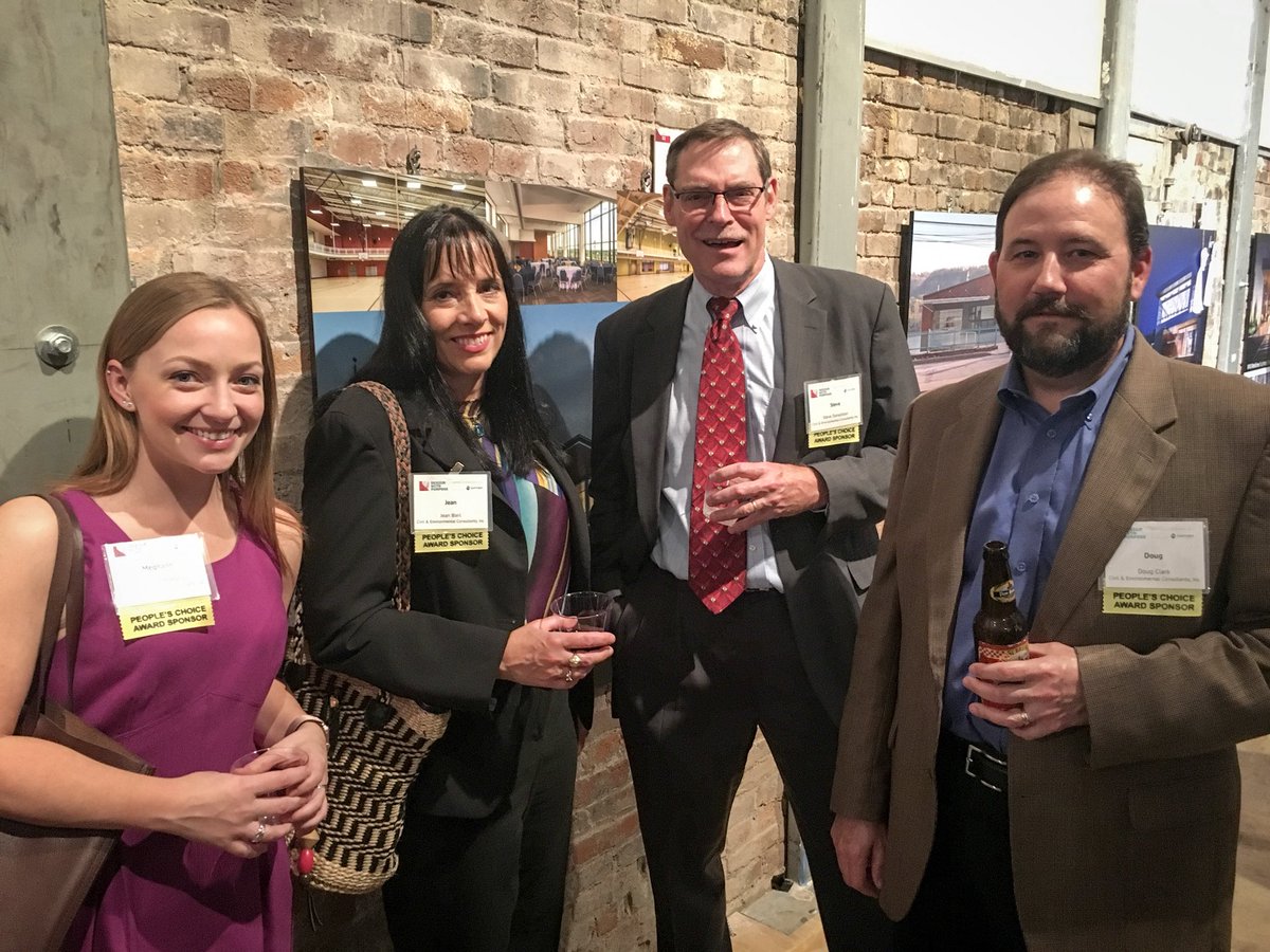 CorporateCEC's tweet photo. Having a great time at the #DesignPgh17 reception! @AIApgh https://t.co/70mQyPIjjk