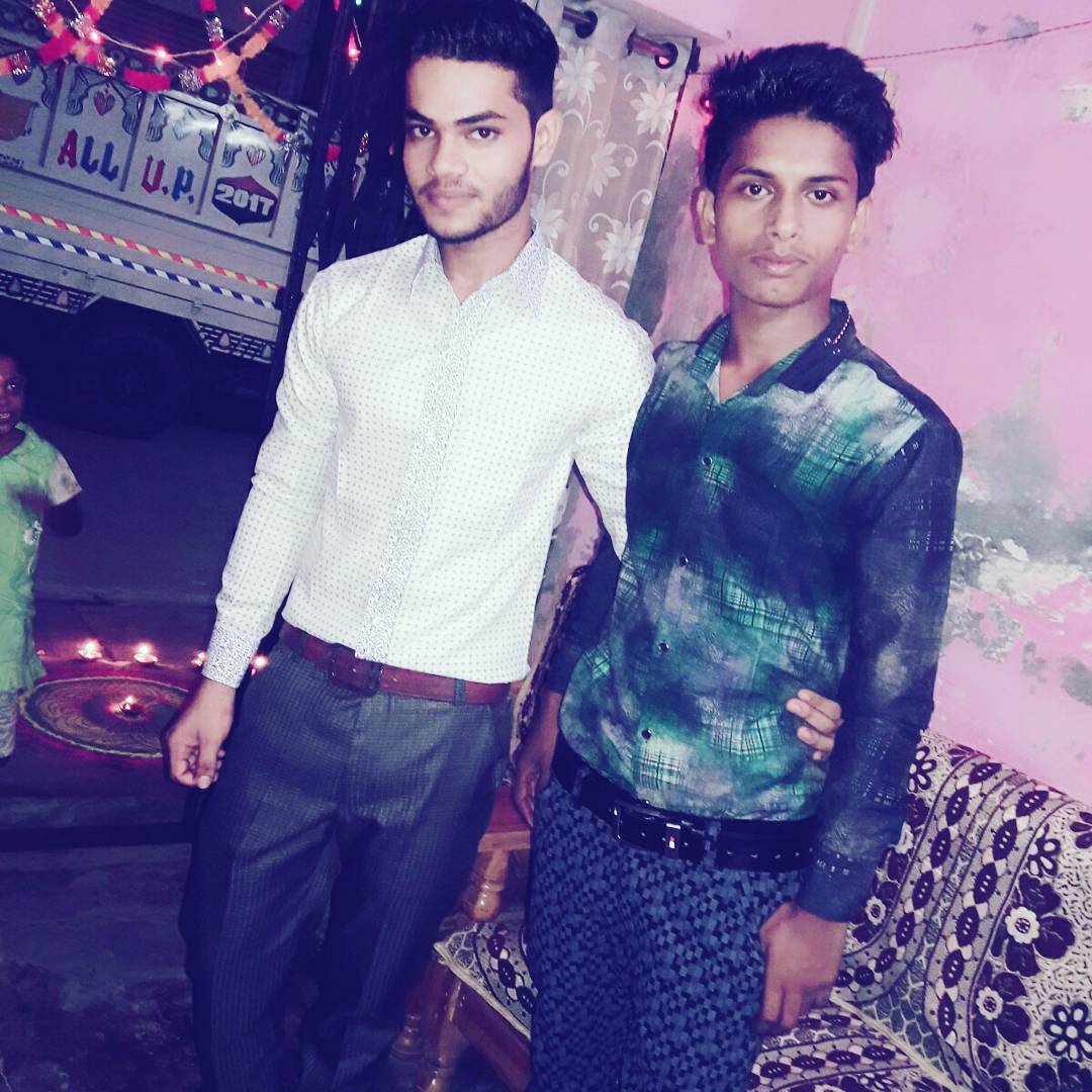 Ashishsony377's tweet photo. #HAPPY_DIWALI

      #NO_CAPTION
         
          #FORMAL😋🤗 https://t.co/Bi0xUffy5M