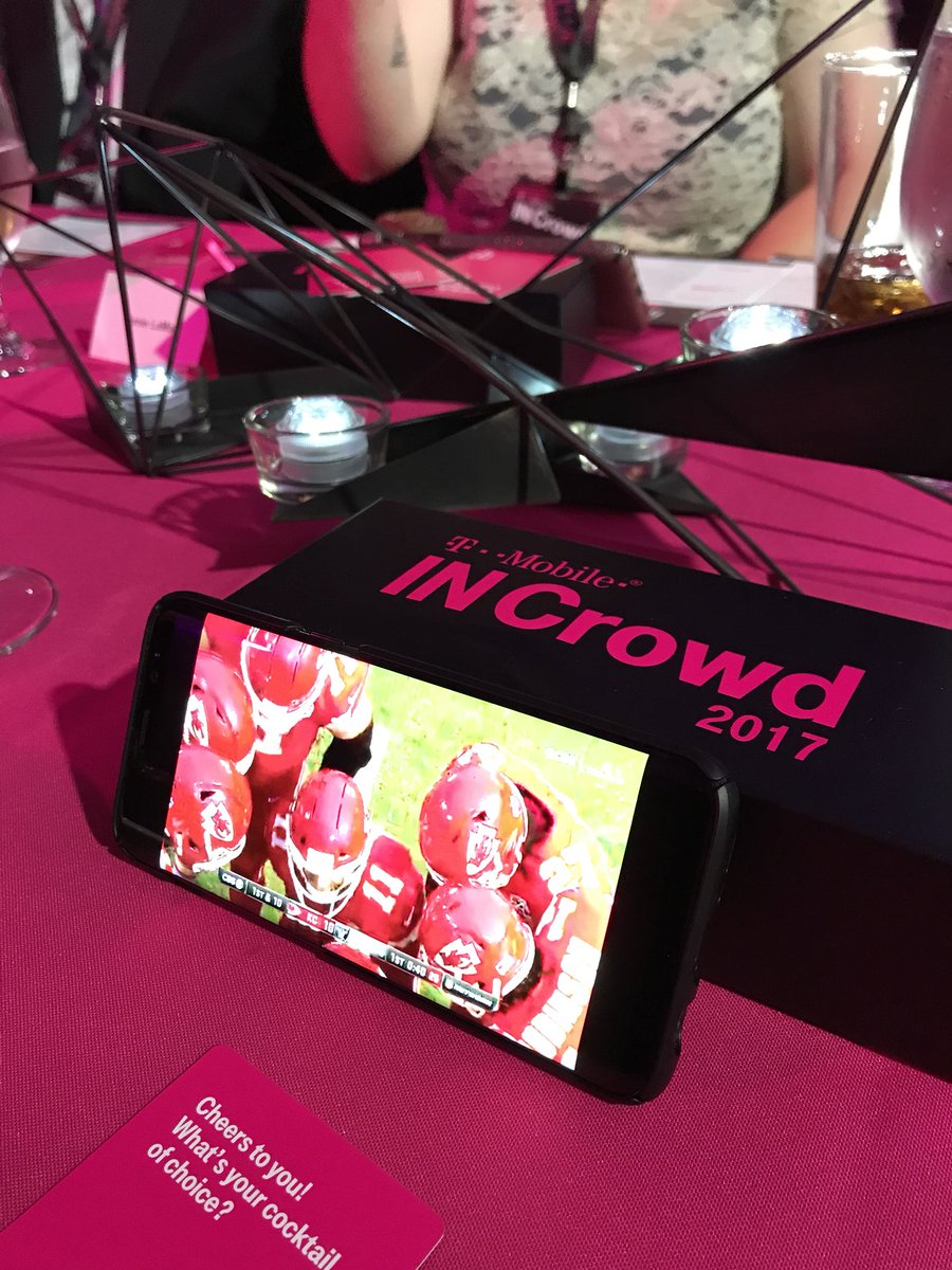 frisitz76's tweet photo. Who says you can’t party and watch the best football team in the league? Right, @SUPERILES ? #InCrowd2017 @Chiefs #ThursdayNightFootball https://t.co/7aZm71gP6W
