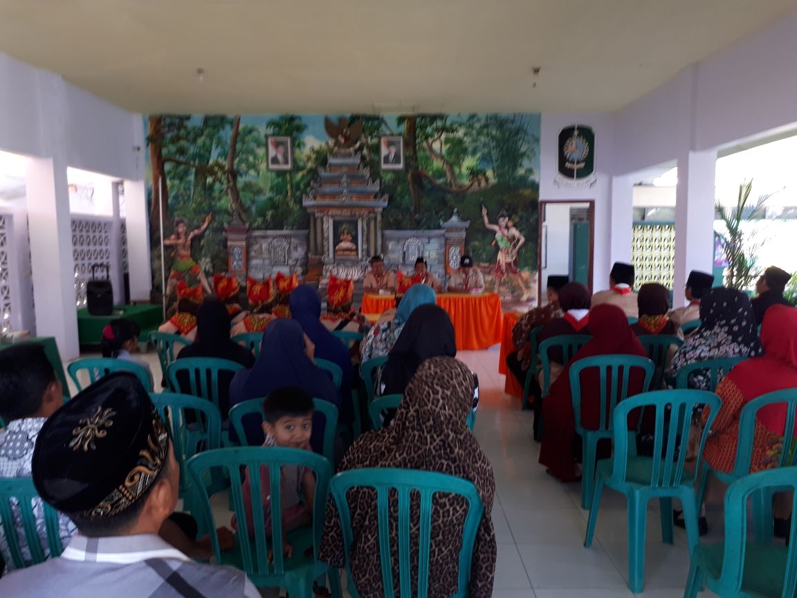 Kec_Songgon's tweet photo. Pelepasan Lomba Pramuka dipimpin Oleh Camat Songgon

@a_azwarnas 
@wagianto22 

#pramuka_songgon
#pramuka_KabBWI
#pramuka_Jatim
#Indonesia https://t.co/qff67UVj1J