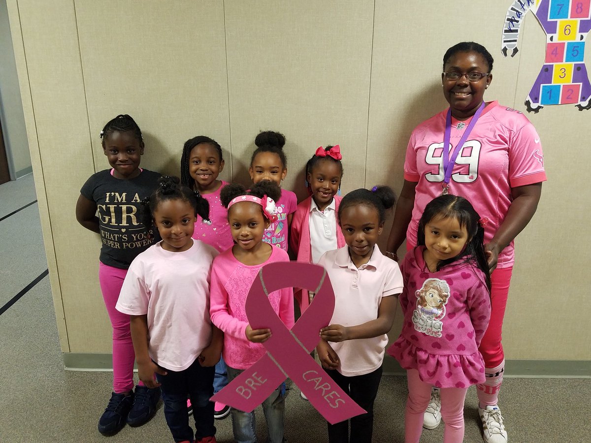 ONeil_Tucker_'s tweet photo. Blue Ridge Elementary’s Pink Out Day #BRE_eagles #BREPinkOut  #youmatter https://t.co/fdAuKNjiYk
