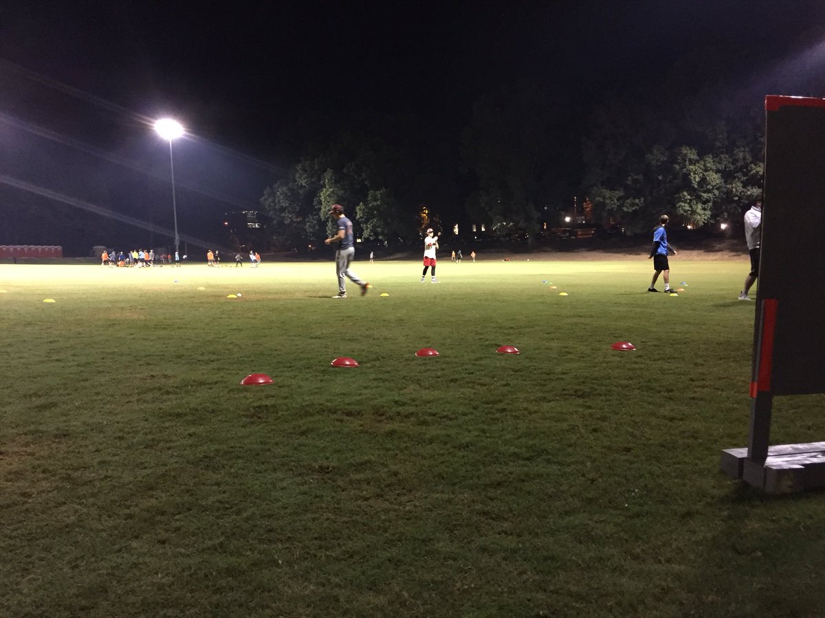 CUWiffleball's tweet photo. Field is set. The stars are warming up #CUASG 🐯⭐️ https://t.co/Wob1PEACwA