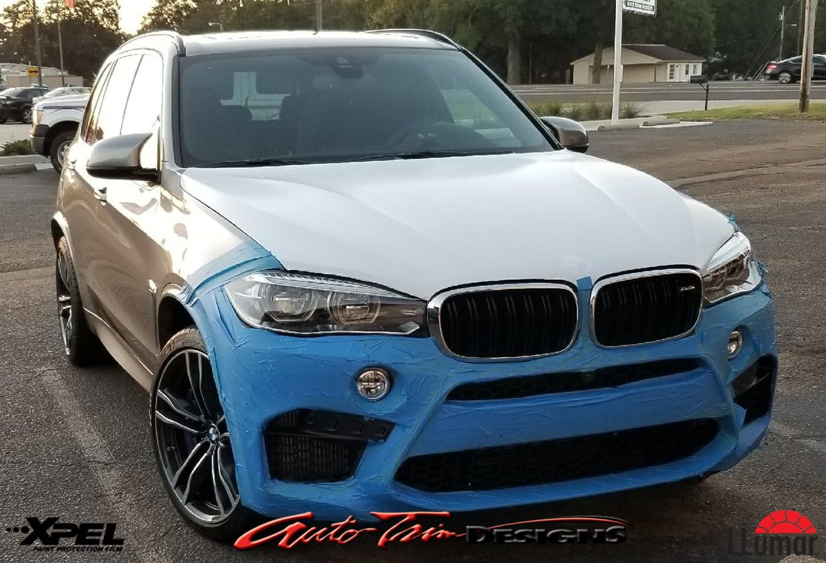 601tint's tweet photo. Before and after of our repeat customer's rare BMW X5M #601tint #llumarwindowtint #windowtint #llumar #bmw #paintprotection #xpel #xpelppf https://t.co/W6dZ9ea9Cy