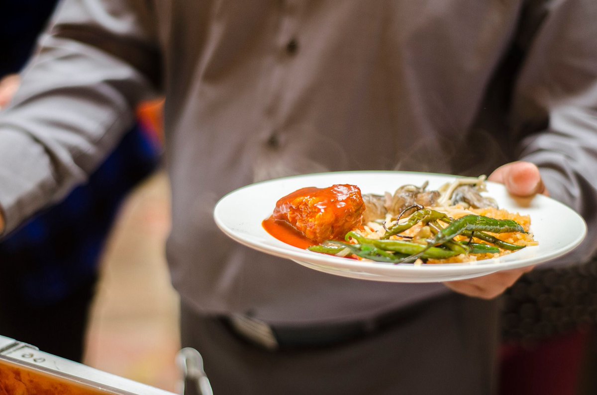 CasaRealPoblana's tweet photo. #SirveteConCucharaGrande 🍴
#BuffetComida$160
✨ #MuchoAyudaElQueNosVisita ✨ https://t.co/ltQO0SZnDf