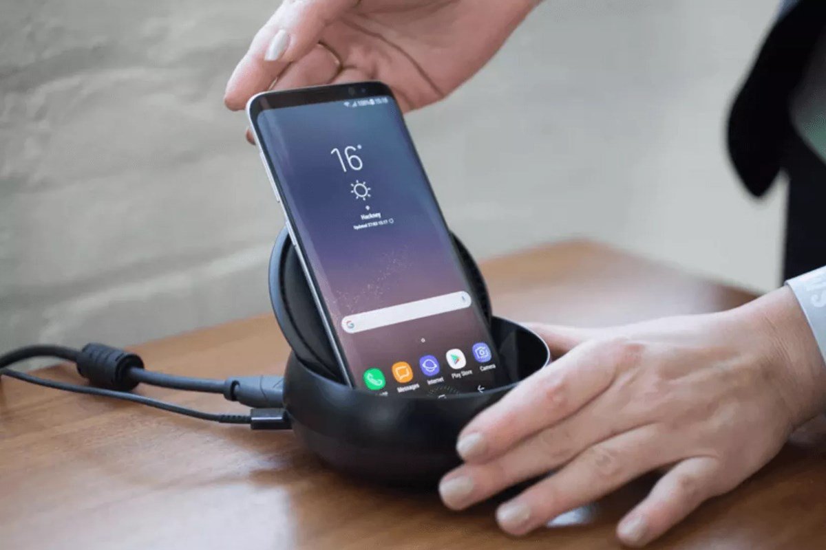pplware's tweet photo. A Samsung vai trazer o Linux para os seus smartphones
https://t.co/mHIKs1QaHi https://t.co/1X20xyybxA