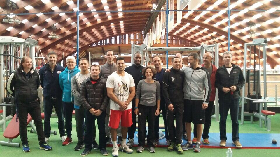 Prepar_Officiel's tweet photo. Très heureux et très honoré d’être parrain de la promotion 2017-2018 du Certificat de Préparateur Physique (C2P2) de l’INSEP...#ASICSFrance https://t.co/Rkm27OHXeq