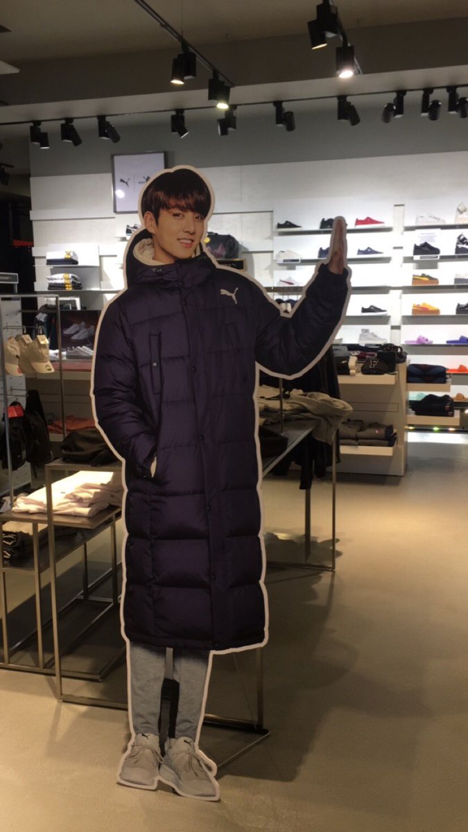 MeerausFarben39's tweet photo. Because of Yesterdayπ I bought two more Court Starπ PUMA need BTS ππ
#BTSXPUMA #BTS #20130613 @pumakorea @BTS_twt #CourtStar https://t.co/8zfMNqKjnC