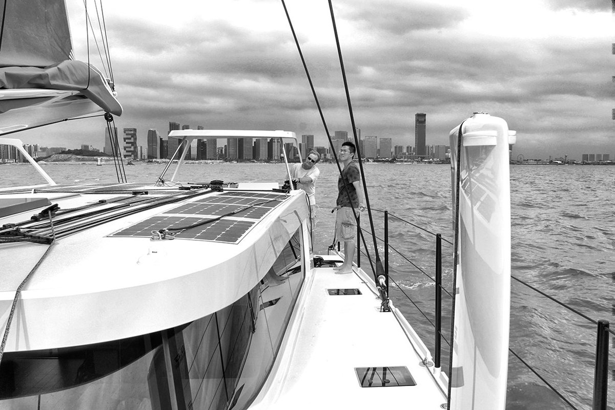 HudsonYacht's tweet photo. Test sailing HH55-02. Windspeeds 18-23 knots, 1.5m swell. Prefect conditions to test her first time in choppy conditions. #HH55 https://t.co/N2ow3aNzbM