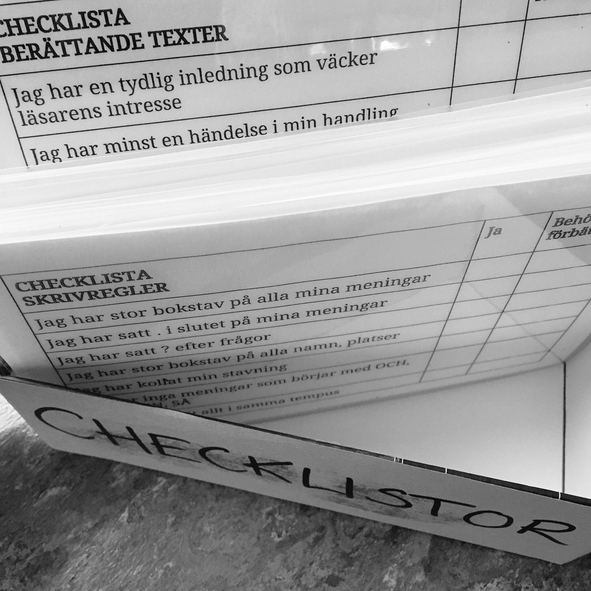 Allmänna checklistor för olika texttyper och skrivregler stöttar när eleverna arbetar med IUP-mål på flextid <a href="/Tegelhagen/">Tegelhagens skola</a> #BLSTL #solskol