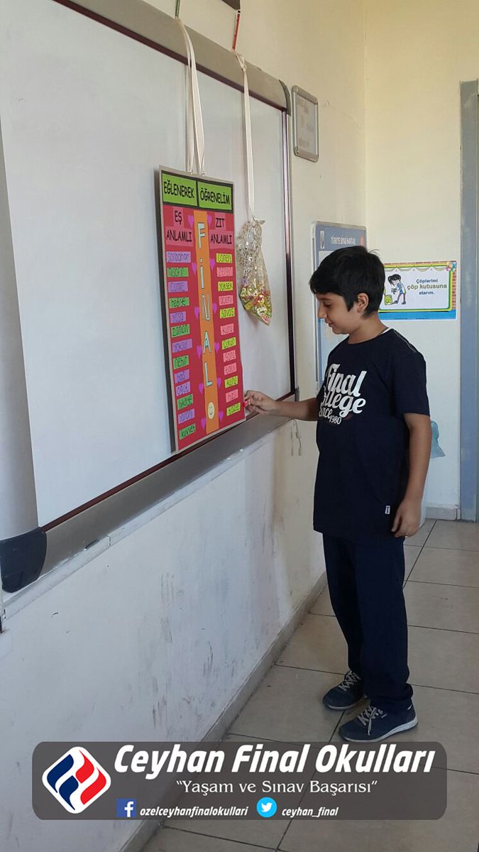 Öğrencilerimiz eğlenerek Türkçe dersinde eş anlamlı ve zıt anlamlı kelimeleri öğrendi.