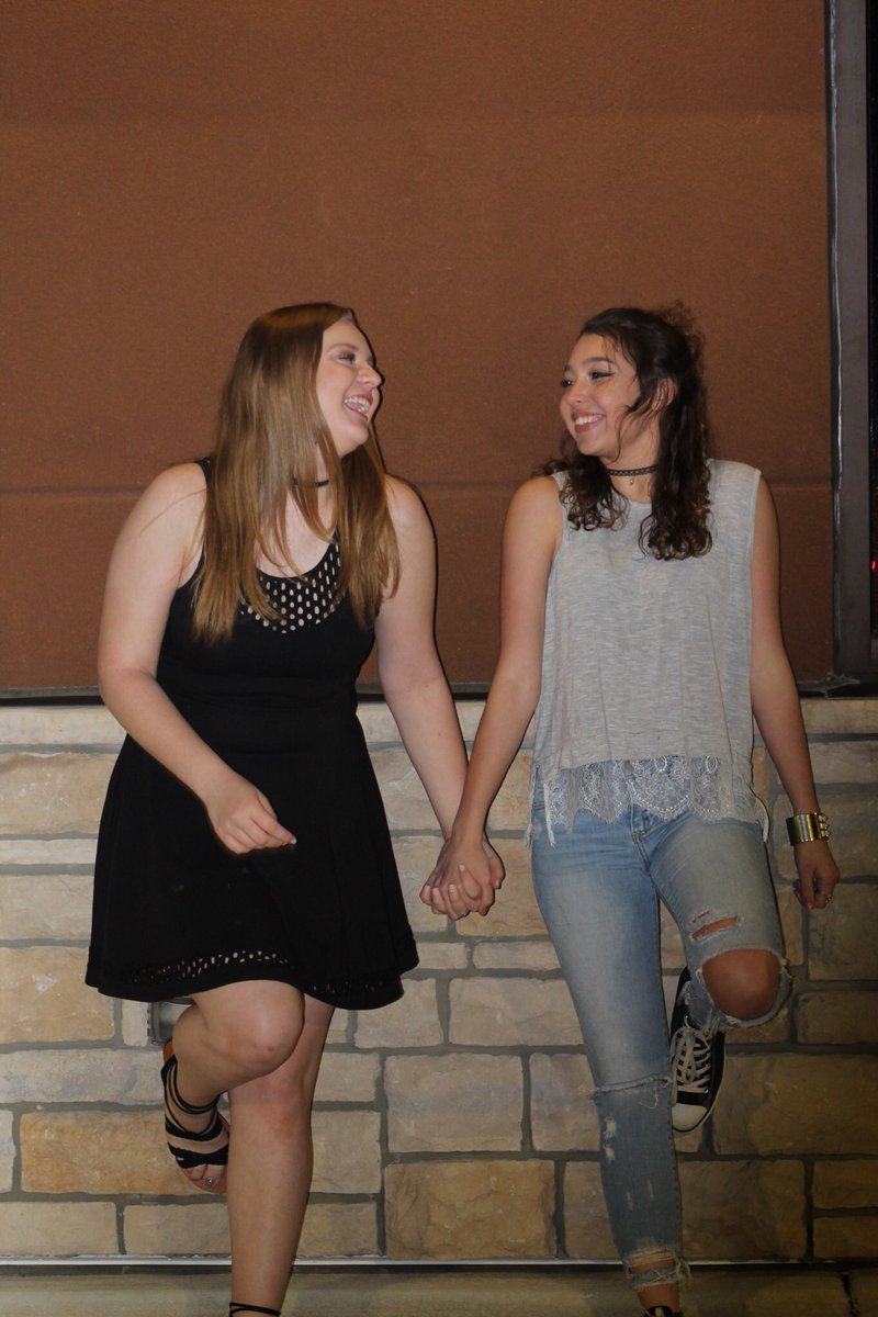 alyssa_nap's tweet photo. a lil late but a very happy bday to my ride or die hope ur day was as amazing as you!
ilysm💕 https://t.co/bgYXXJd5cQ