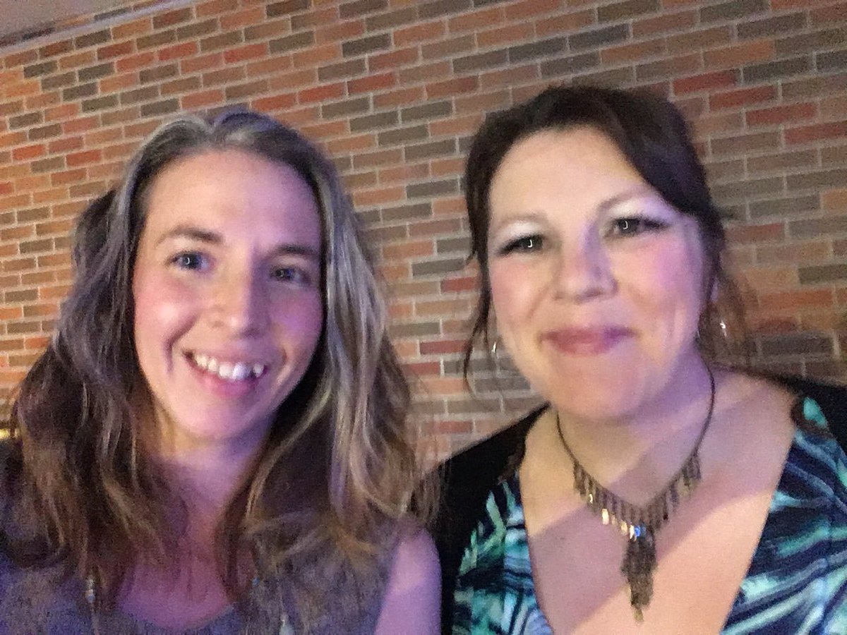 PetrowInAirdrie's tweet photo. #ABA2017 having a great night. Picked up a great date @bennerdesigns https://t.co/zvTONpPoaf