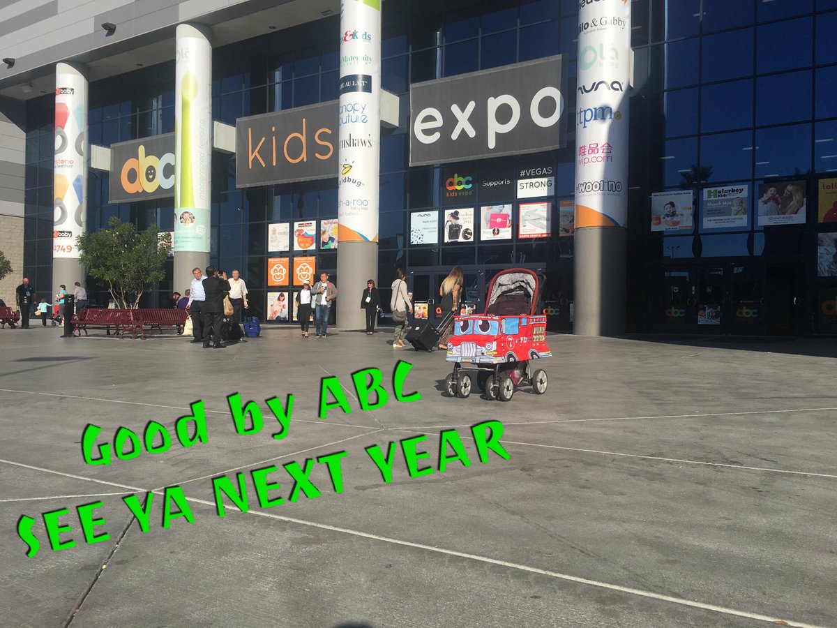 StrollerCostume's tweet photo. Had a blast @ABCKidsEXPO
Next year will be a FUN year for Stroller Costumes ! A lot of new friends will be joining our lineup 😃😃😃 https://t.co/3IQuLKq0kO