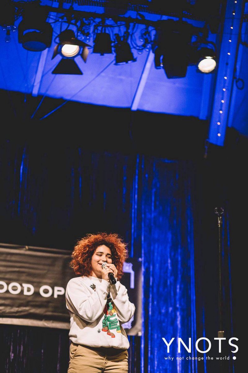 sophdeshea1's tweet photo. Love singing so much https://t.co/EKQ0L1gtMo