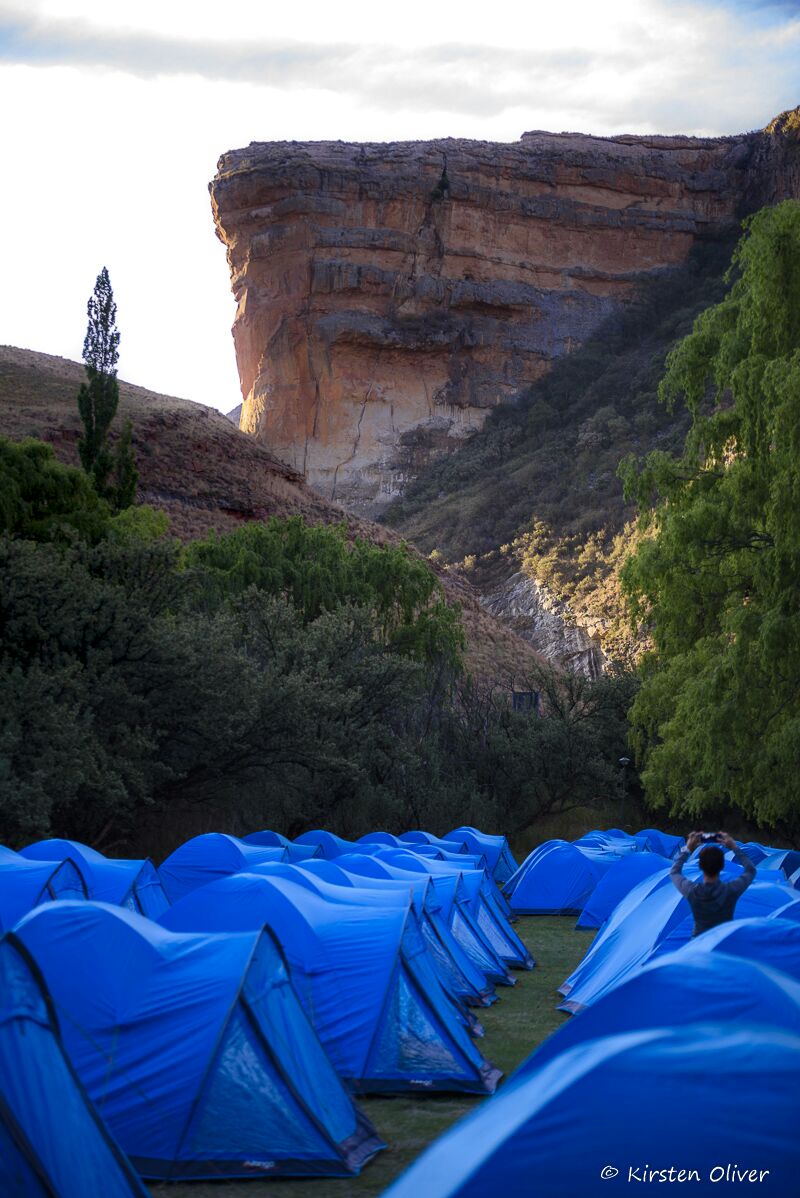 It's a Golden morning, in the Highlands. Just under an hour before the runners set off onto the trails. #GoldenGate2017 #MoreThanARun