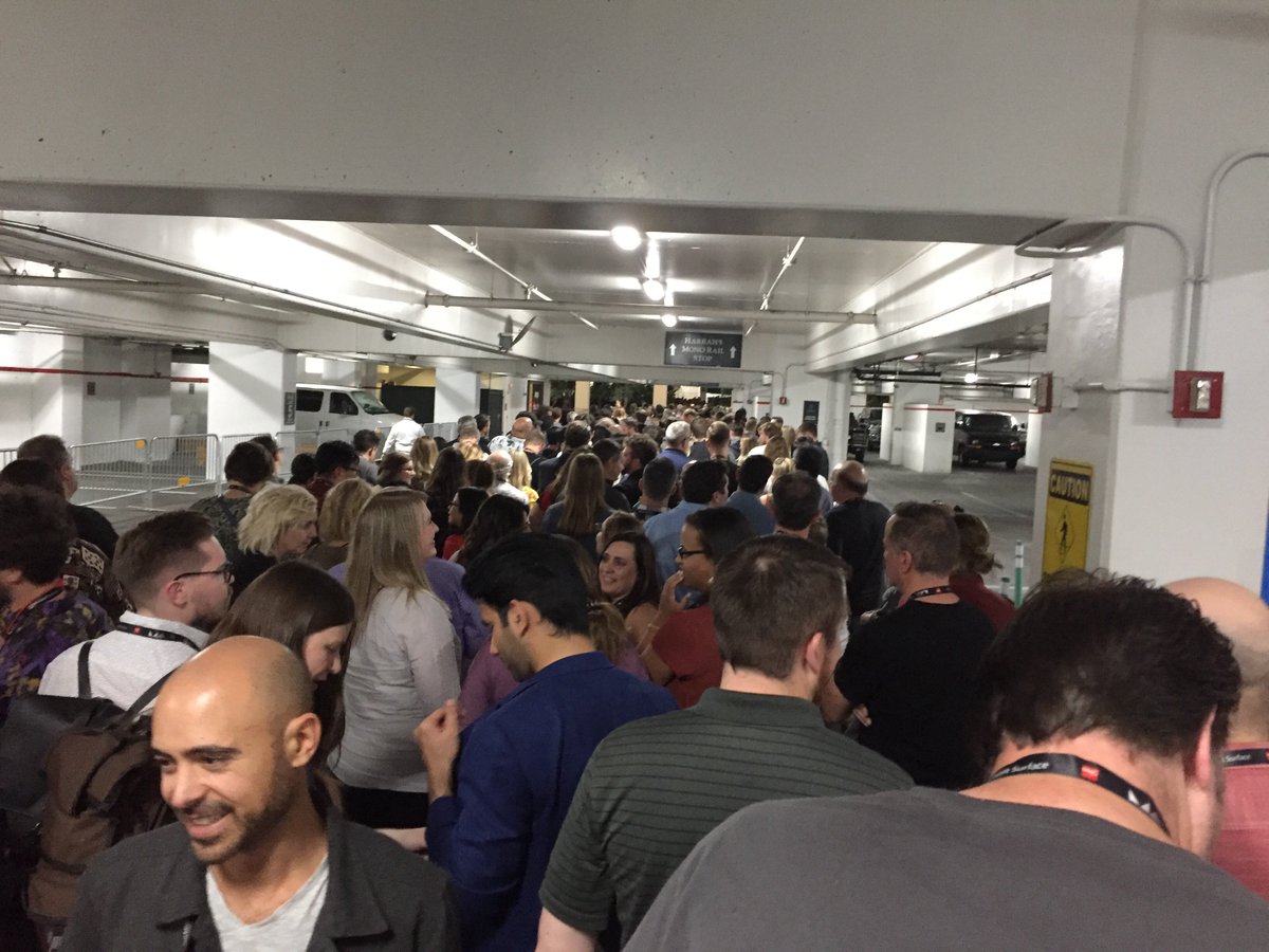 HacimRamalla1's tweet image. So much fun at the #maxbash... @adobemax