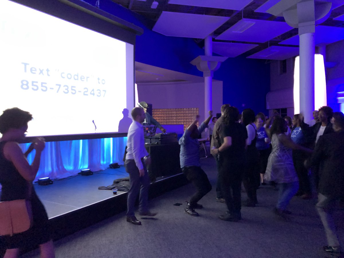 launchcode's tweet photo. We had an AMAZING time at #GeekGala17 tonight! Thanks to all our amazing #LaunchCoders, staff, mentors, company partners, donors and supporters โ we truly couldnโt do any of this work without you. #LaunchCodeForLife #GeekGala #TechJobs #tech #party #STL @jmaz https://t.co/6KwIagAuk6