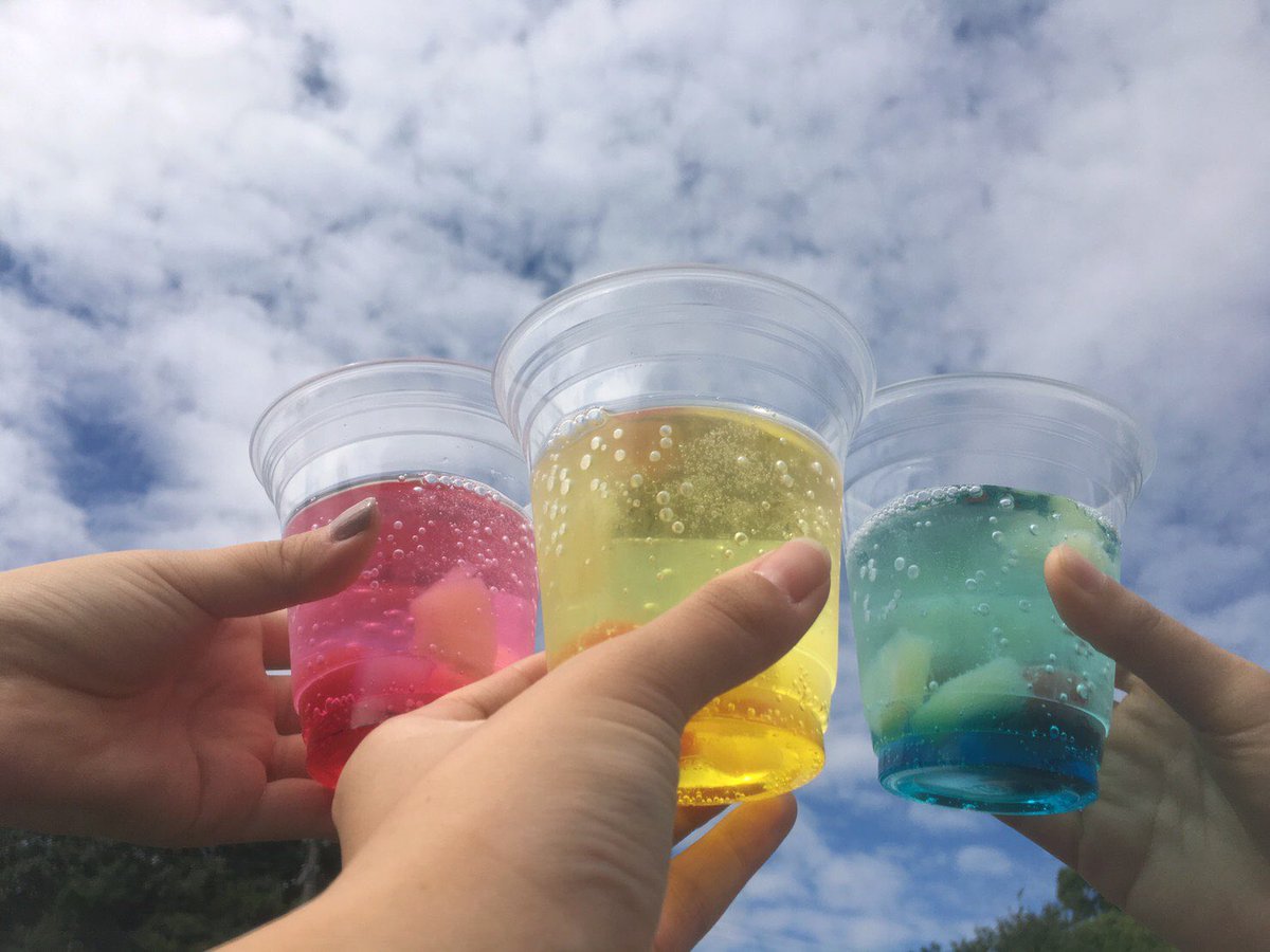 福岡女学院大学学友会総務 בטוויטר 学友会総務 葡萄祭でトロピカルジュース販売中です ブルーハワイ いちご レモン の３種類が0円で販売中です インスタ映えするジュースいかがですか 葡萄祭 文化祭 学祭 福岡女学院 福女 福岡女学院大学