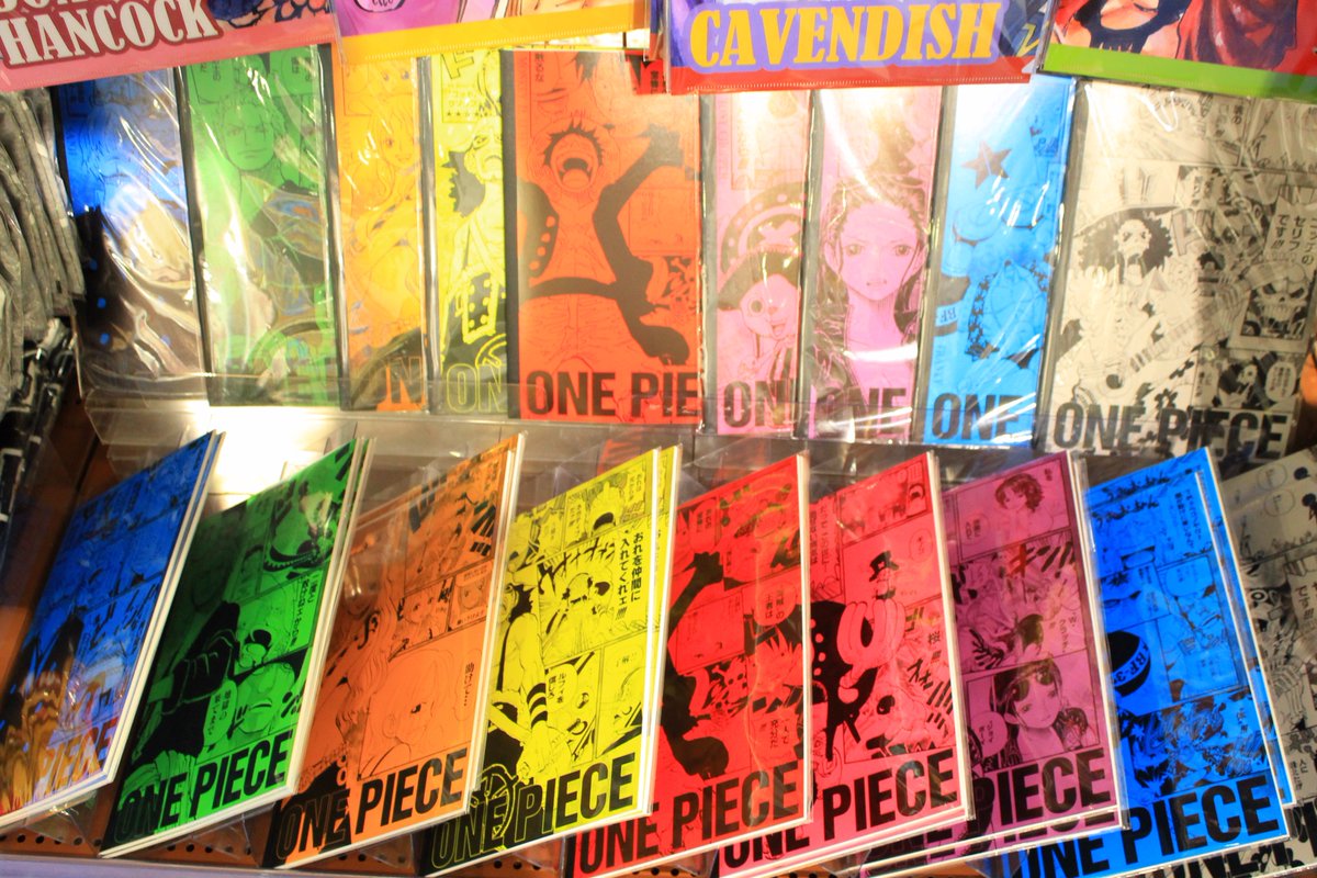 One Piece麦わらストア渋谷本店 Twitterren 新商品 One Piece 連載周年記念 メモリアルノート 全9種 400円 税 好評発売中 麦わらストア Onepiece