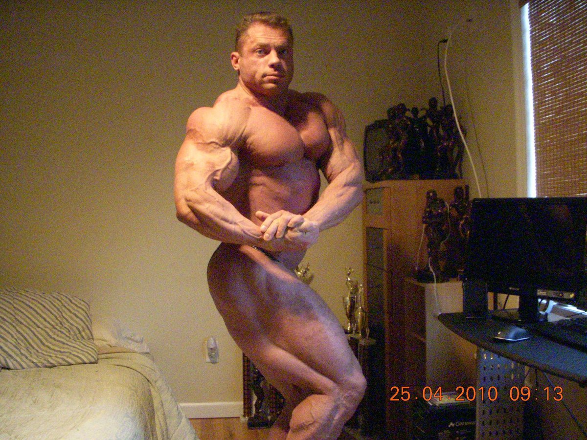 EugeneMishin1's tweet photo. 2 weeks out to ny pro in 2010
285 lbs
#nypro #ifbpro #eugenemishin #mrolympia #fit #fitness #motivation #transformation #training #gym https://t.co/wvDwWgCHKU