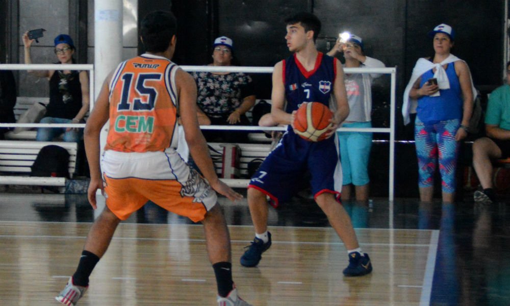 cabboficial's tweet photo. El #HexagonalFinalU17 tiene semifinalistas. https://t.co/W7sd87qRIL #ArgentinoDeClubesU17. https://t.co/PymM3JgCWc