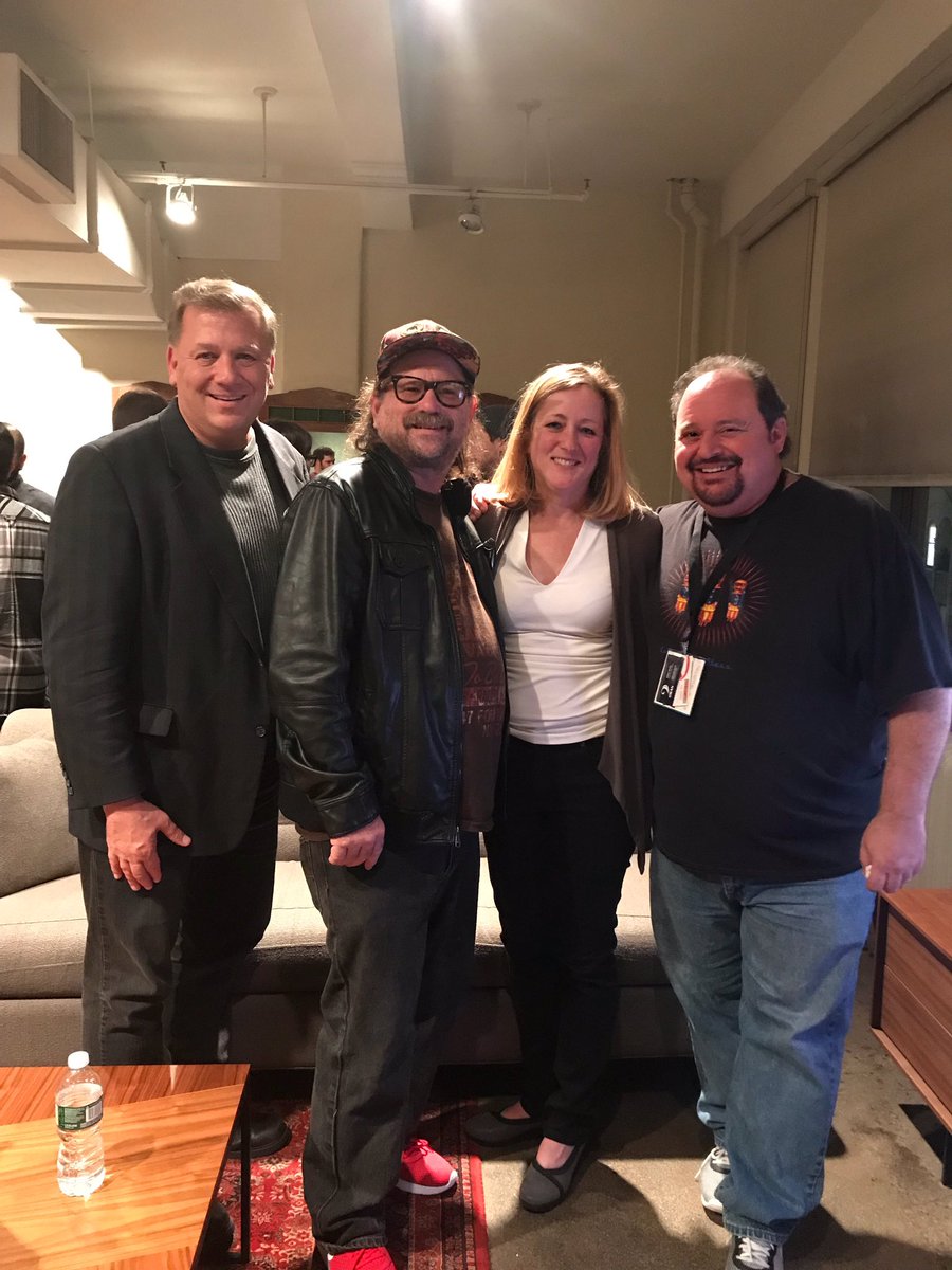 efitton_audio's tweet photo. Nice mini reunion with Fredonia '84 peeps. Thanks Sound Lounge and #AES. https://t.co/08BpWlp2q2