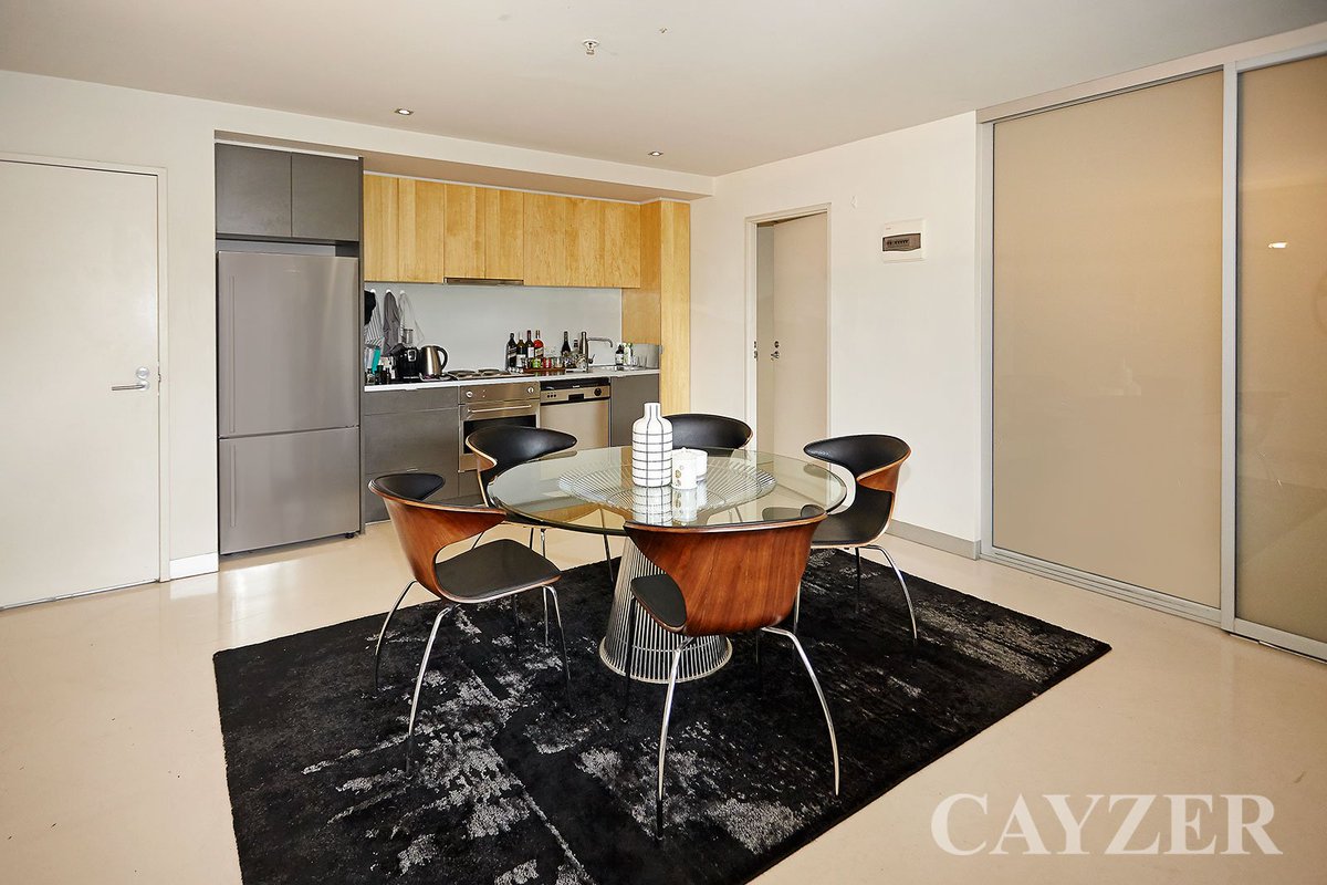 CayzerRE's tweet photo. G03/15 Pickles Street, Port Melbourne
AUCTION: Saturday 28 October at 11am
AGENT: Brocke Hambrecht 0466 599 724
https://t.co/DvJygAx664 https://t.co/SsYrxA9wLa