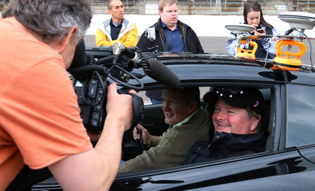 grandriverfilm's tweet photo. Coming to @ExploreWR & winner of the #TrueGrit award #ReengineeringSam is Sam Schmidt's inspiring story of resilience & #tech adaptation at its finest. Oct 27 @Communitech #GRFF17 #WhereTechMeetsIndie https://t.co/SGd9cRAMbK