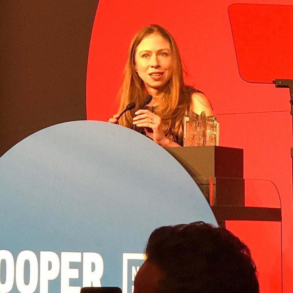 baumtweet's tweet photo. .#chelseaclinton awards #massdesigngroup @cooperhewitt #nationaldesignawards https://t.co/kXamkekkvk https://t.co/riA8uk9taz