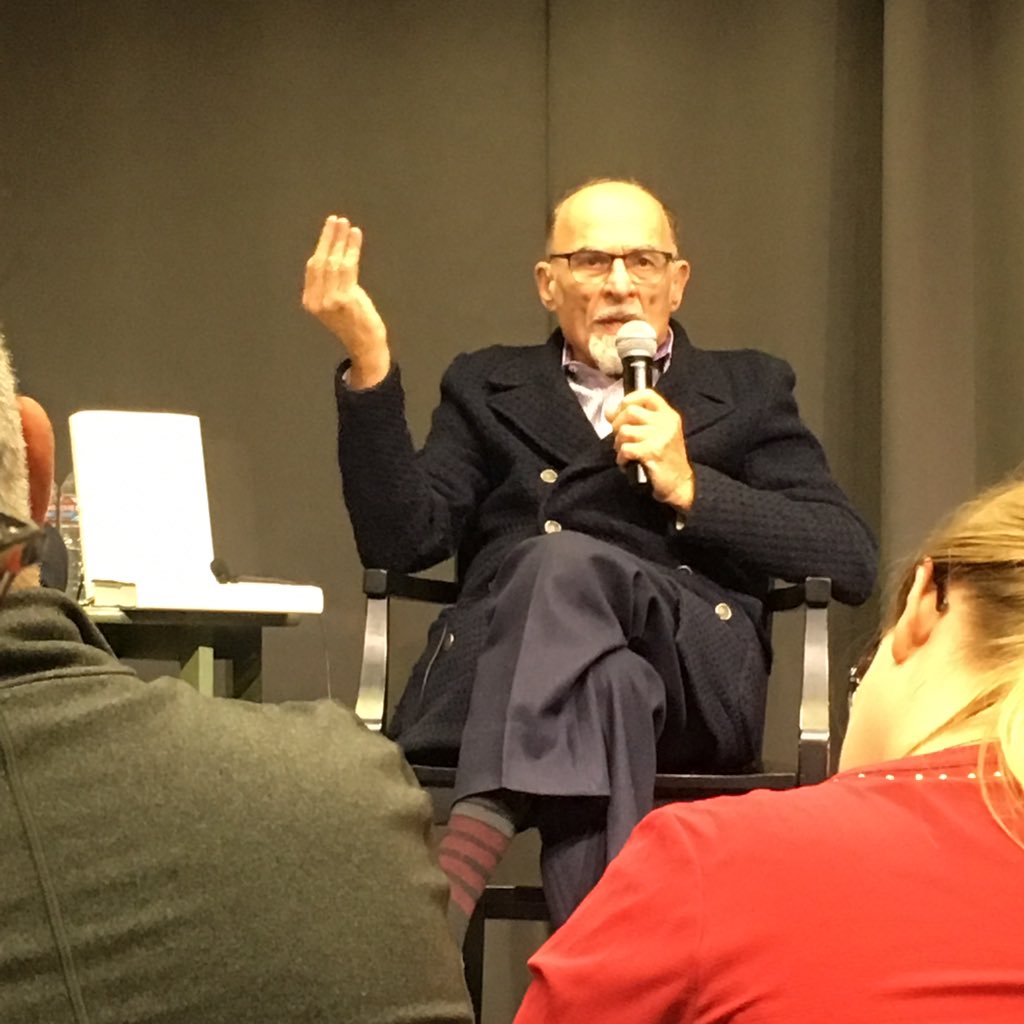 HelenHsuPsyD's tweet photo. @Keplers Dr.Yalom :in 1996 I was grad student @CSPPwire saw #irvinyalom #Lovesexecutioner now we're both @Stanford https://t.co/FZiOYwMGlb